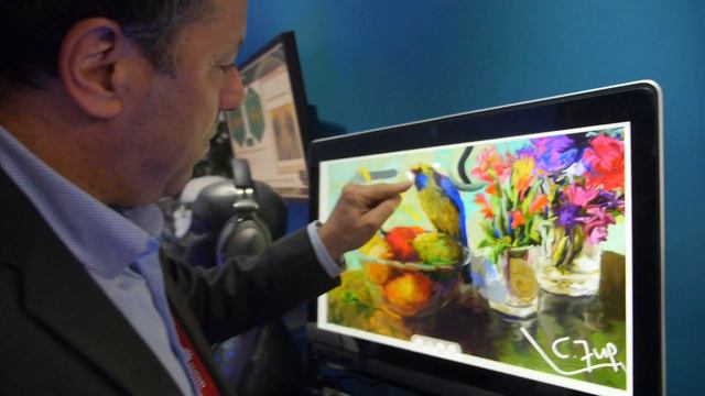 Dialog Semiconductor shows Bluetooth LE, LED, pressure sensitive displays and Audio Beam forming смотреть онлайн