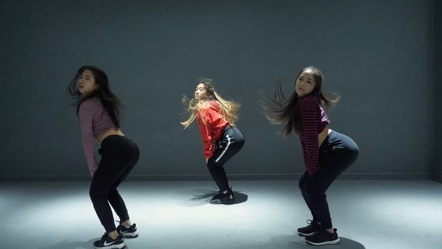 Sweet but Psycho - Ava Max l 1 MILLION Dance Cover by Hustle смотреть онлайн