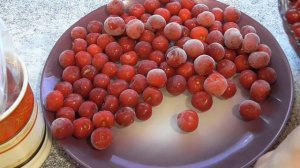 Как лучше заморозить вишню с косточкой и без косточки. Несколько способов заморозки.
