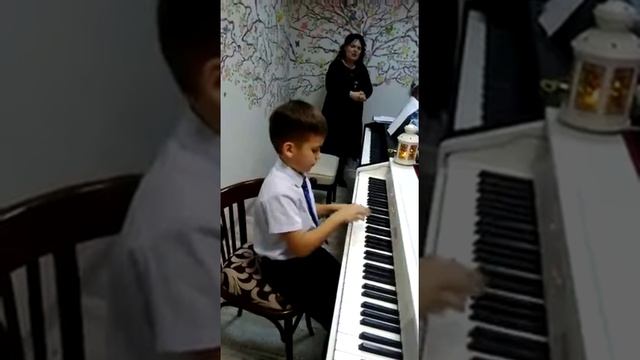 Дмитрий Бурдочкин. И. Селеньи На детской площадке смотреть онлайн