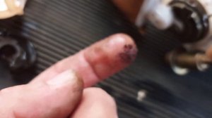 lexus RX300. Меняем топливный фильтр. Машина заводится со второго, третьего раза.