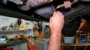 VW Fox 1.2 Petrol (2008) - Oil and Oil Filter Change