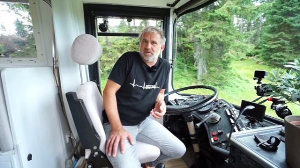 Alter SETRA Bus wird zum Wohnmobil mit Verbrennungstoilette