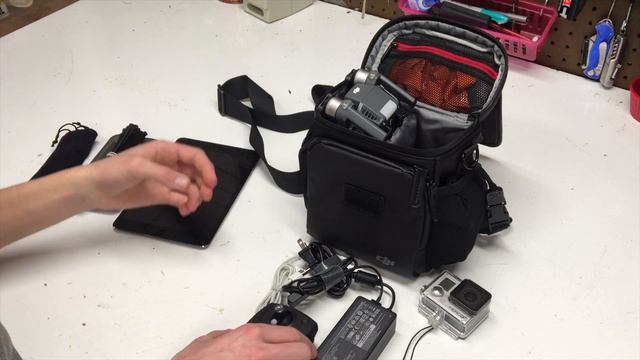 WHAT'S IN MY MAVIC BAG?? (4k) смотреть онлайн
