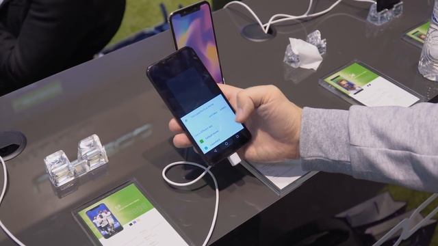 Китайские копии iPhone X с челками атакуют смотреть онлайн