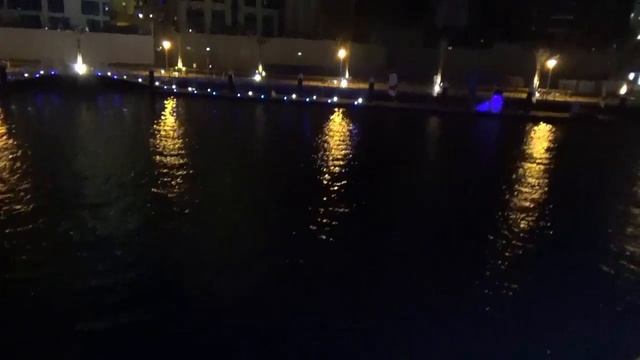 Dubai Marina - Дубай Марина, прогулка на теплоходе ресторане, реп от AlekZ(c) 18.04.18 смотреть онлайн