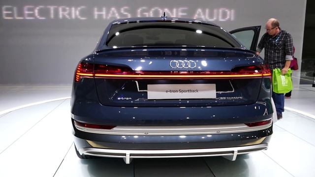 New 2020 Audi e-tron Sportback Exterior Tour - 2019 LA Auto Show, Los Angeles CA смотреть онлайн