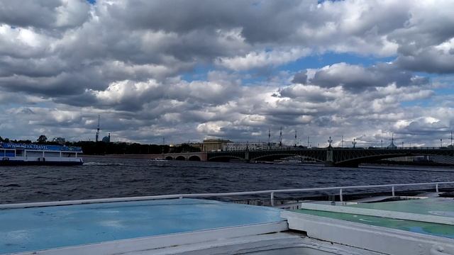 ВОДНАЯ ЭКСКУРСИЯ САНКТ-ПЕТЕРБУРГ 2 часть. Видео экскурсии. смотреть онлайн