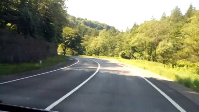 Дорога по Румынии.Венгерские сёла в Румынии.Кюртёш.Улица с аистами. смотреть онлайн