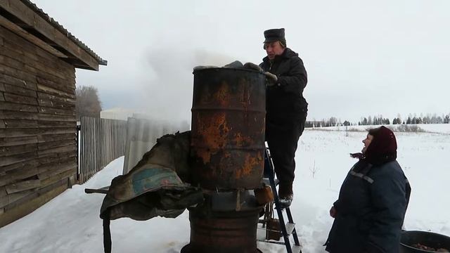 Солим сало по рецепту Тестя Копчение смотреть онлайн