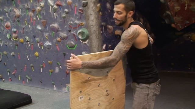 Rock Climbing : How to Build Indoor Climbing Walls смотреть онлайн