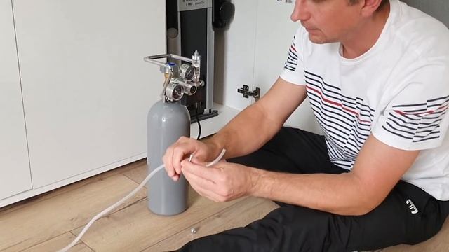 Система CO2 в аквариум. Аквариум большого объёма 250×60×50, на 750 л, своими руками. Часть 19 смотреть онлайн