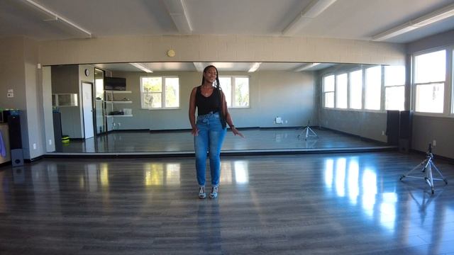Unlock the Secrets of Kizomba: Beginner's Dance Tutorial! смотреть онлайн