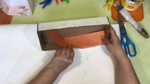 Как сделать крышку для коробки из картона и обклеить её обоями ?