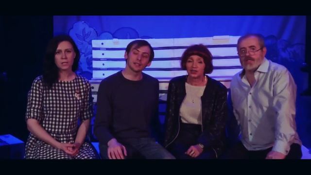Артисты Волгоградского театра кукол поют песню «Эх, дороги…» смотреть онлайн