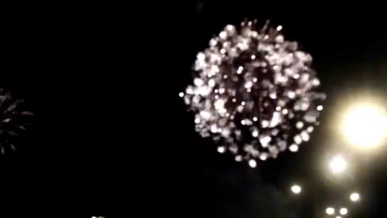 Совместный фейерверк России и Китая с двух берегов Амура 03.09.2015 г. смотреть онлайн