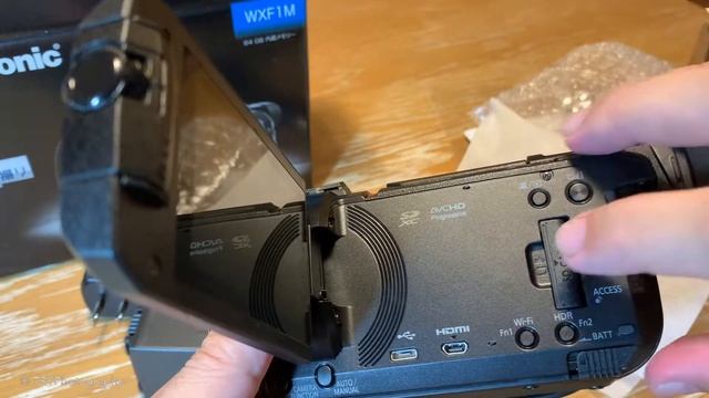 [UNBOX] Panasonic 4K Camcorder HC-WXF1M смотреть онлайн