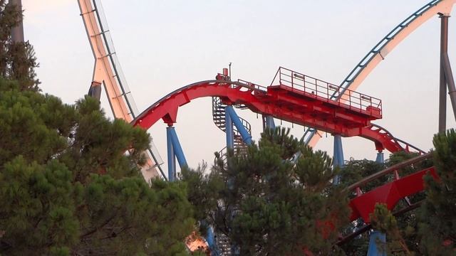 Испания. Порт Авентура. Серия 1 смотреть онлайн