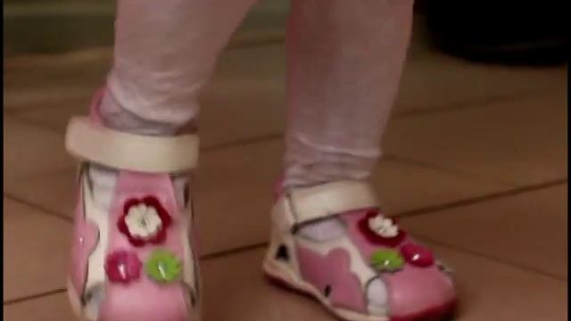 Видеоролик детской новогодней елки на свинокомплексе Волжский 28 12 2013 смотреть онлайн