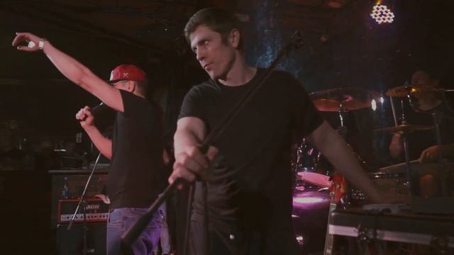 Кирпичи - Друг всегда с тобой 2019 смотреть онлайн