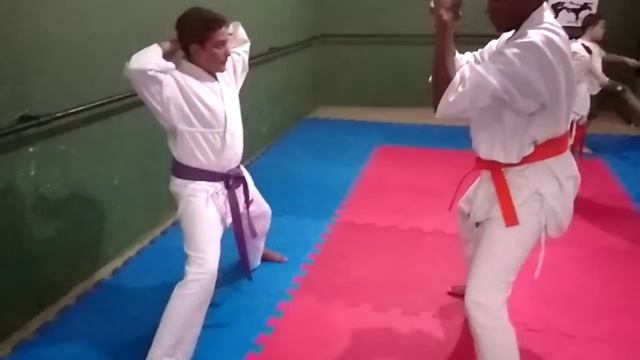 Aulas academia Marcia Fernandes Karatê Shotokan(34) смотреть онлайн