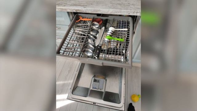 Посудомоечная машина Beko BDIN16520Q смотреть онлайн