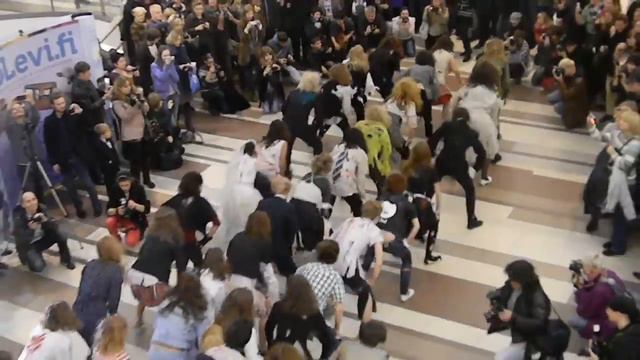 Thrill The World в Санкт-Петербурге! смотреть онлайн