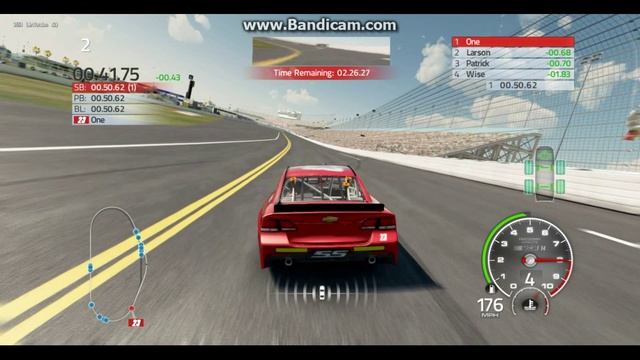 играем в игру NASCAR 14 смотреть онлайн