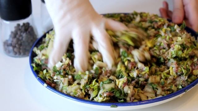 Пигоди + соус. Очень вкусные корейские пирожки. (Pigodi. Korean patties.) смотреть онлайн