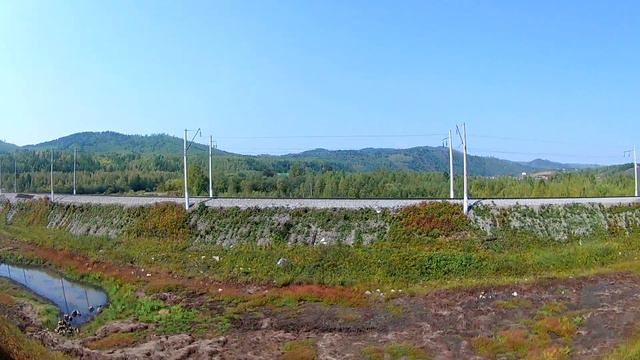 Вид из окна поезда - Река Черный Урюм (п.Сбега, Забайкальский край) смотреть онлайн