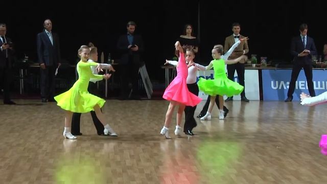 Танець Ча-Ча-Ча / Танец Ча-Ча-Ча смотреть онлайн