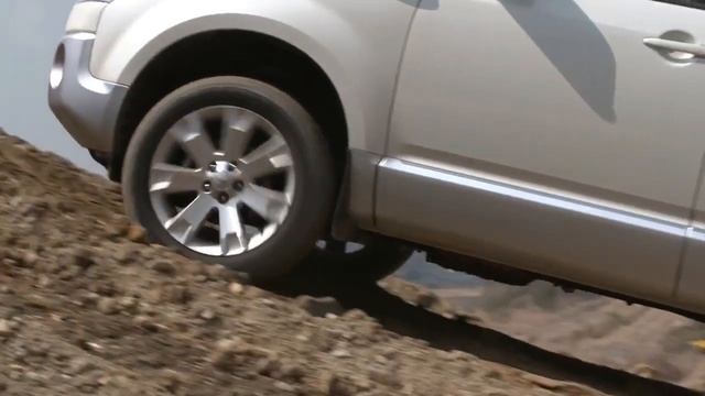 Mitsubishi Delica D:5  (The World's Only Off-roading Minivan)