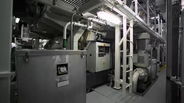 Самый большой в мире круизный лайнер.mp4 смотреть онлайн