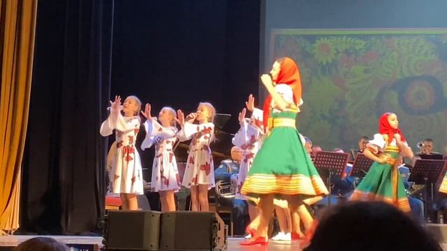 Топотушки, муз.А.Гилев, сл.П.Каликин, студия Юные Александровцы смотреть онлайн