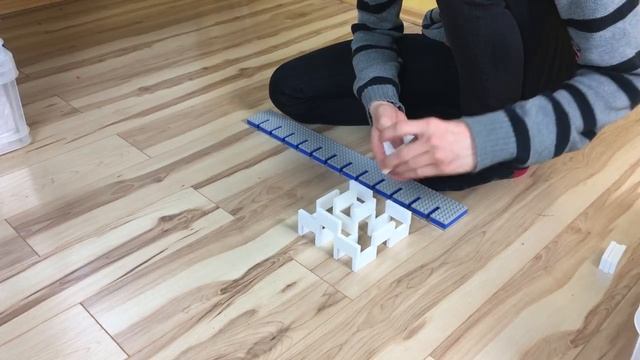 Domino Tutorial - How To Set Up A Tower смотреть онлайн