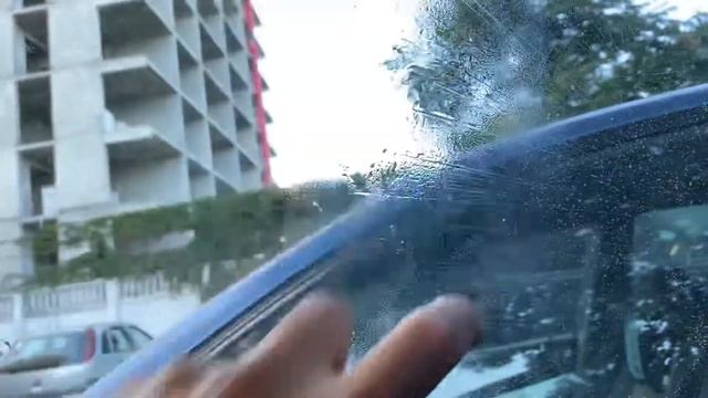 Как легко и просто очистить стекло от клея после снятия тонировки смотреть онлайн