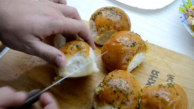 Нажористые пампушки с мясной начинкой смотреть онлайн