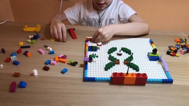 Among Us, как собрать из Lego? (детальная сборка) смотреть онлайн