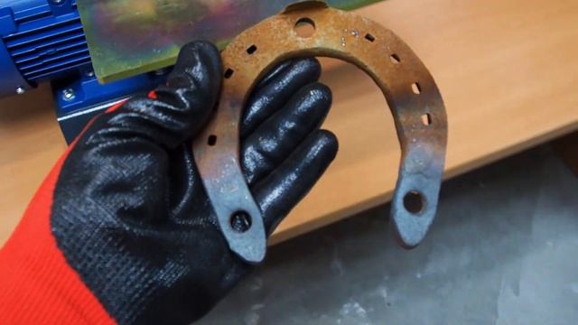 Как отреставрировать старую подкову на счастье и удачу. смотреть онлайн