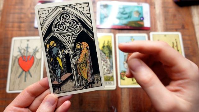 ТРОЙКИ В ТАРО | Императрица, 3 Жезлов, 3 Чаш, 3 Пентаклей, 3 Мечей, Повешенный, Вселенная. смотреть онлайн