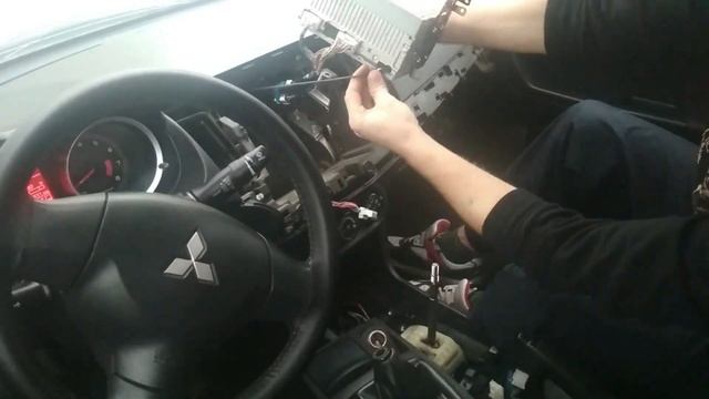 митсубиси лансер 10 аукс+юсби Mitsubishi lancer X смотреть онлайн