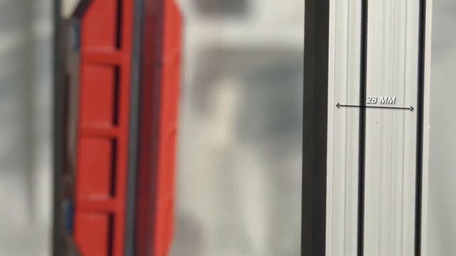 Магнитная щетка для мытья окон и стеклопакетов проста и удобна. смотреть онлайн