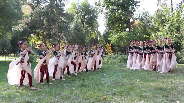 "Цветочная феерия" хореограф-постановщик Екатерина Гамидова смотреть онлайн