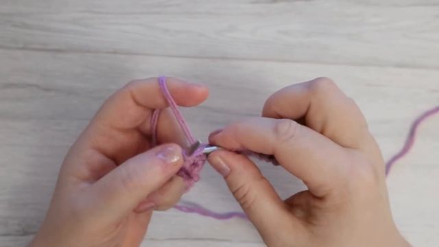 Замечательный плотный узор спицами для шапок и пальто. смотреть онлайн