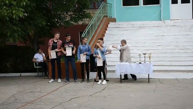 Вручение грамот 2019 лицей Чехов Флорешть смотреть онлайн