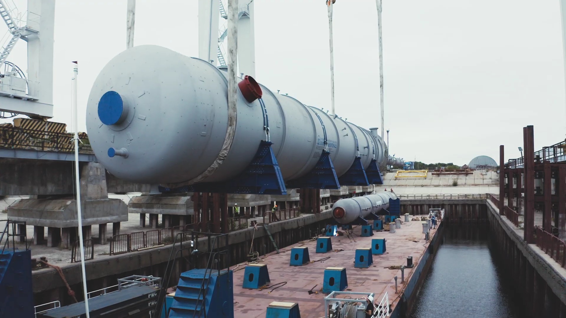 Транспортировка оборудования на Омское НПЗ смотреть онлайн