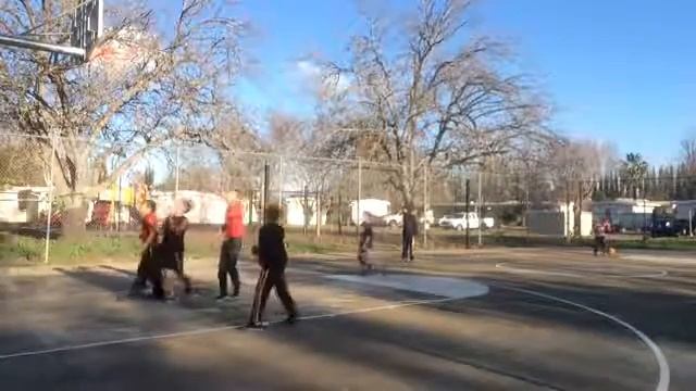 CRAZY BASKETBALL GAME!!!! смотреть онлайн
