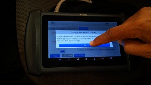 Tire Pressure Monitoring System Sensor PROGRAMMING & TPMS ECU Relearn / XTOOL Scanner & TS100 senso