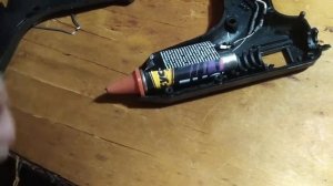 Как починить клеевой пистолет. Простой ремонт сгоревшего термоэлемента.