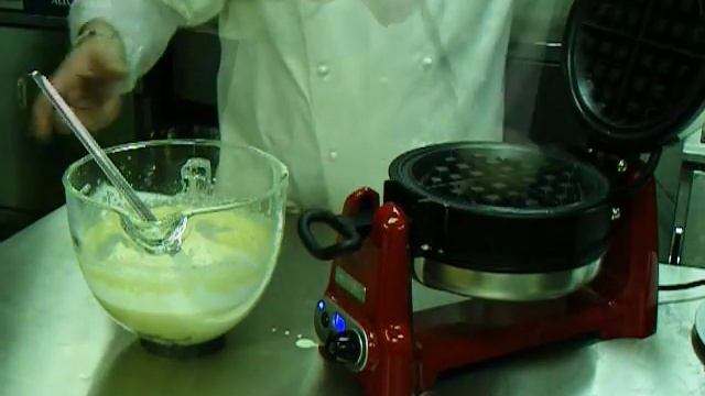 Вафельница 5KWB100EER 42сек.wmv смотреть онлайн